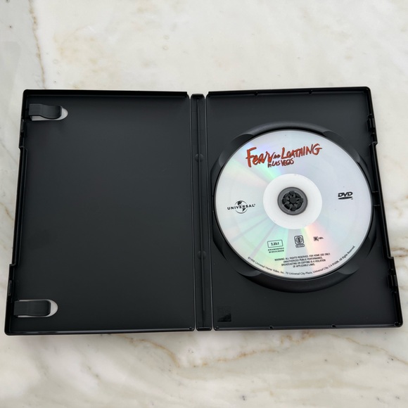 FEAR AND LOATHING IN LAS VEGAS WIDESCREEN DVD - Picture 2 of 3